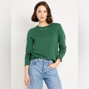 Like New Women’s Old Navy Everywear Long Sleeve T-Shirt in Field of Greens